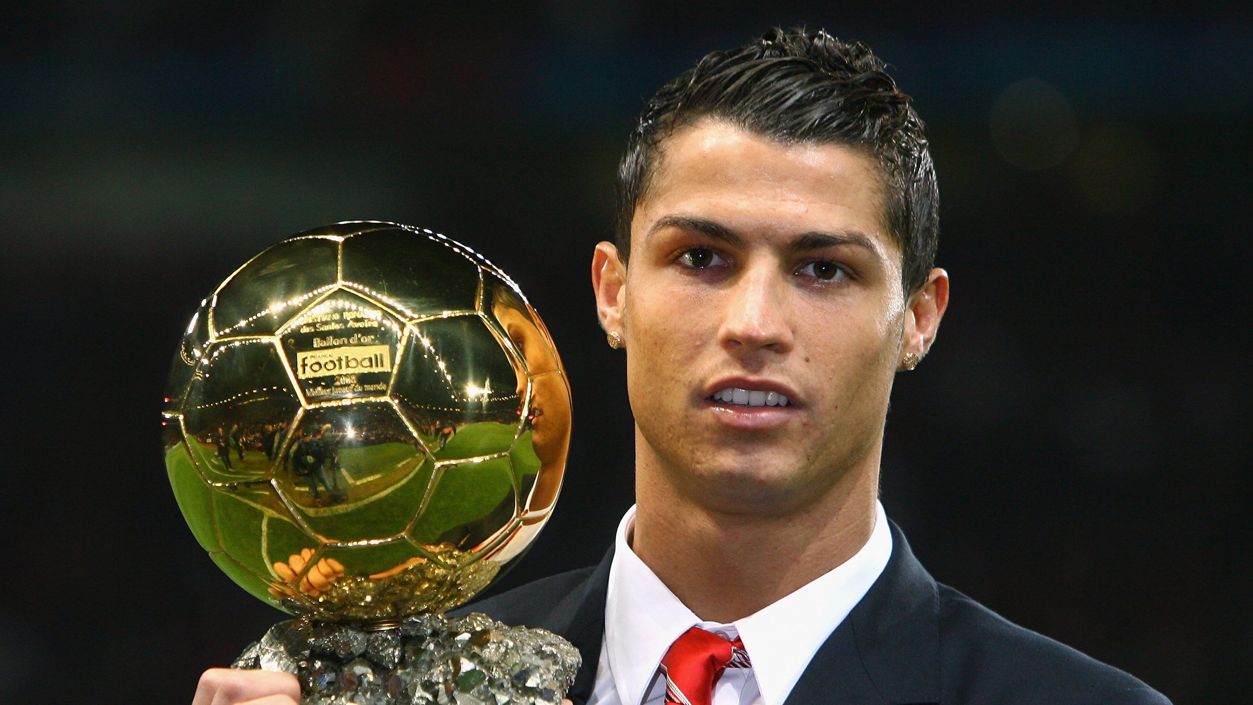 世界杯高光瞬间：经典进球、神级扑救不断！，世界杯精彩十大进球